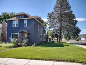 The NorthShore Cabin - Your Cozy In-Town Cabin