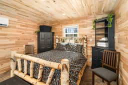 Flowing Waters Retreat - Two Cabins with Sauna - Image 5